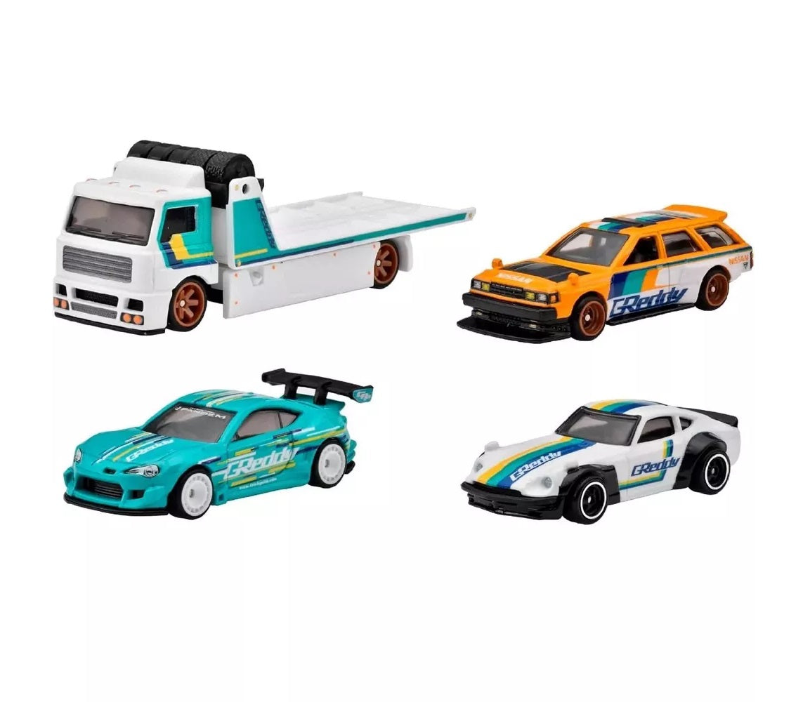 Hot Wheels Premium Collector Display Sets, 3 Cars & 1 Transporter