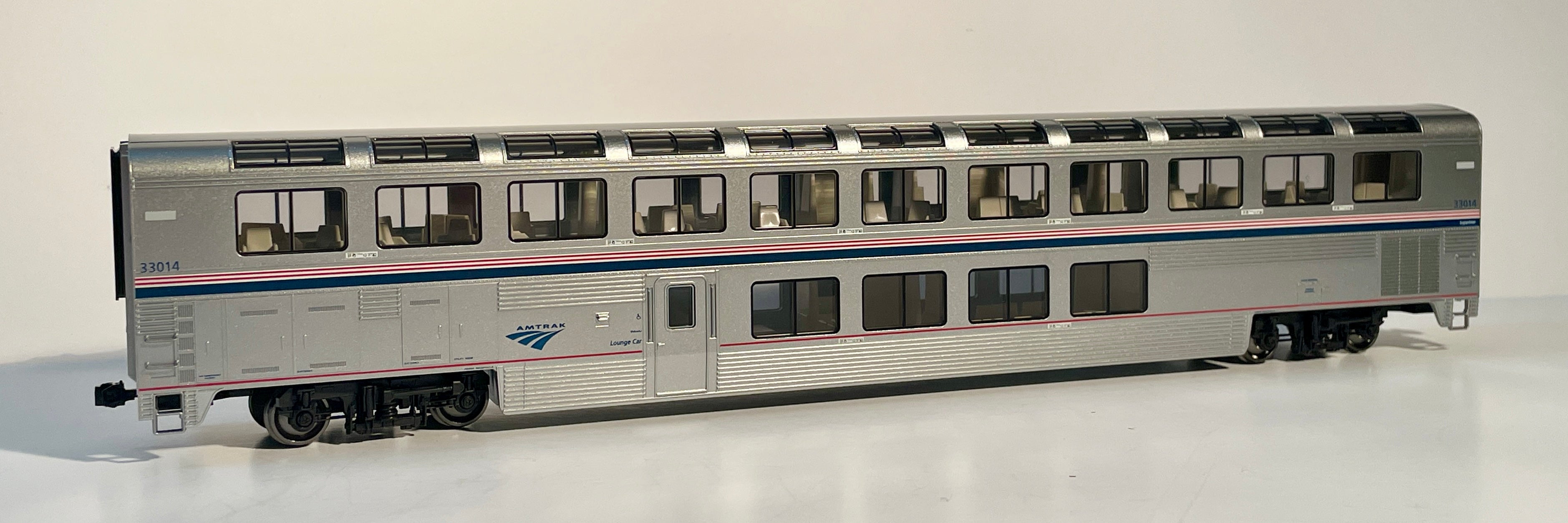 KATO AMTRAK SUPERLINER LOUNGE PHASE VI – Makin' Tracks