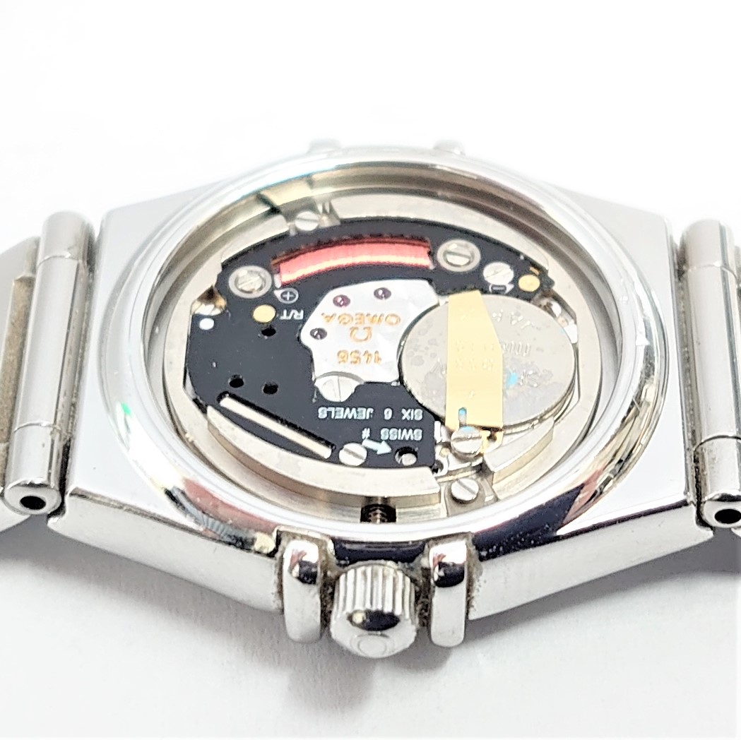 止まっている状態で見つけた オメガ コンステレーションの電池交換