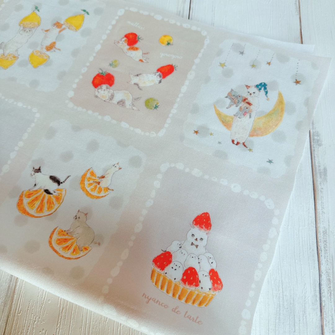 可愛い猫イラストのパネル生地】カットクロス（はぎれ）/ 全8絵柄