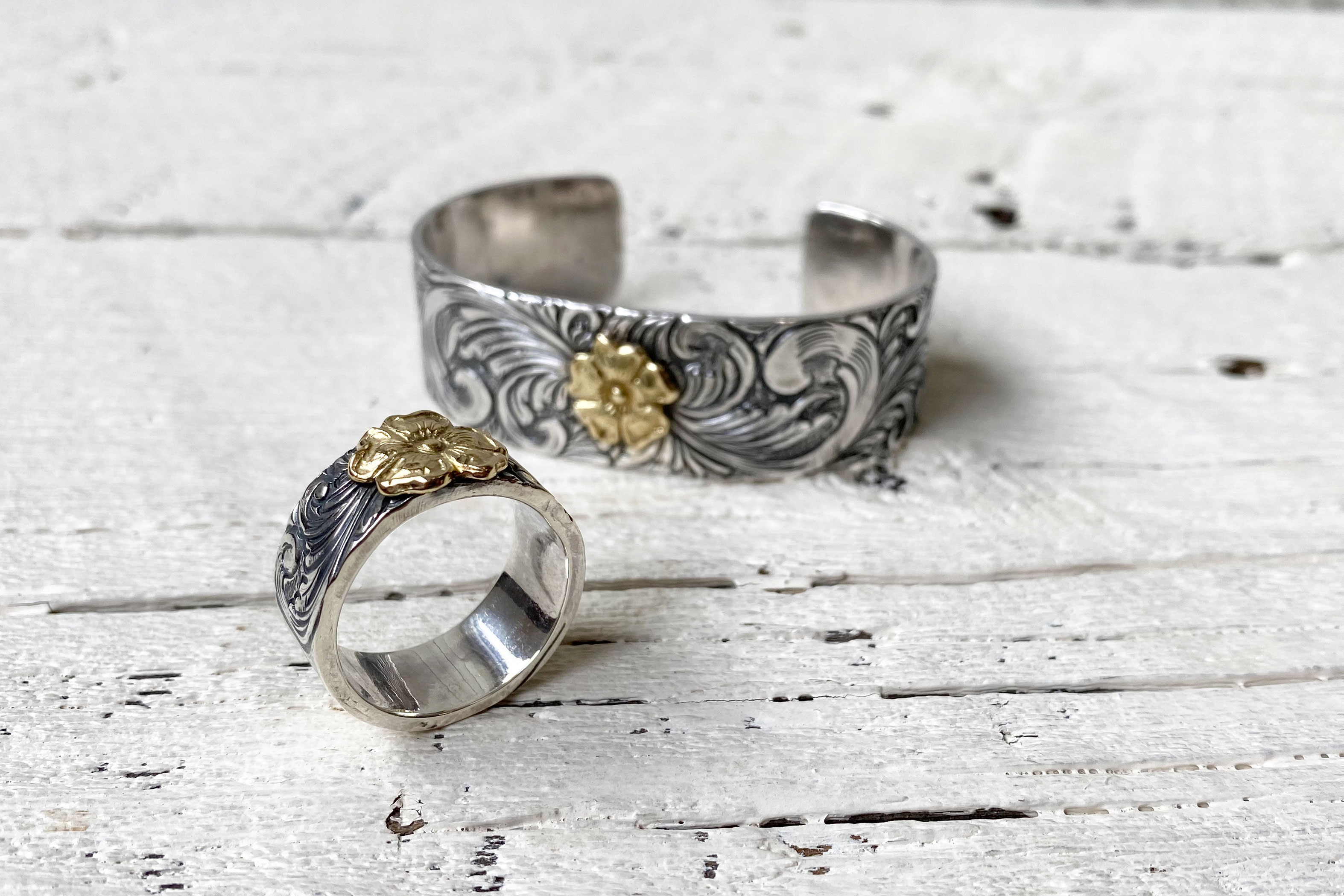 LARRYSMITH】 18K ROSE KARAKUSA RING & BRACELET | Northrim Blog
