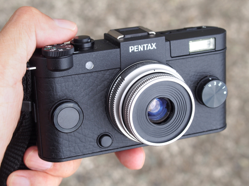 切り貼りデジカメ実験室：FUJINON 13mm F1.1をPENTAX Q-S1に装着