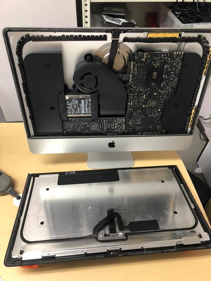 iMac (21.5-inch, Late 2012)のメモリ/SSD交換 | Dream Drive !!