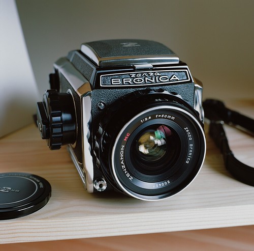 no.365 BRONICA EC的遺產-ZENZANON MC 50mm f2.8 – moon river