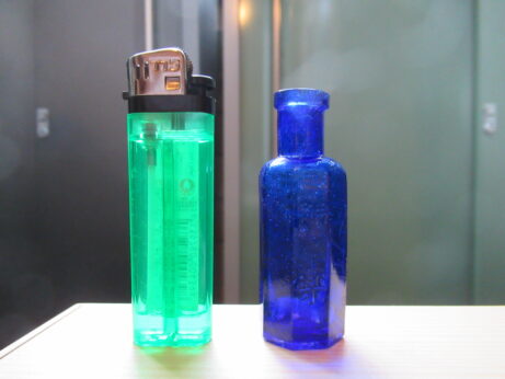 薬瓶 147 / あんてぃかーゆ便り