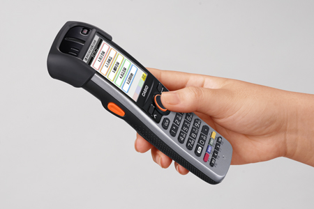 使いやすさと高速処理を追求したグリップタイプのハンディターミナル