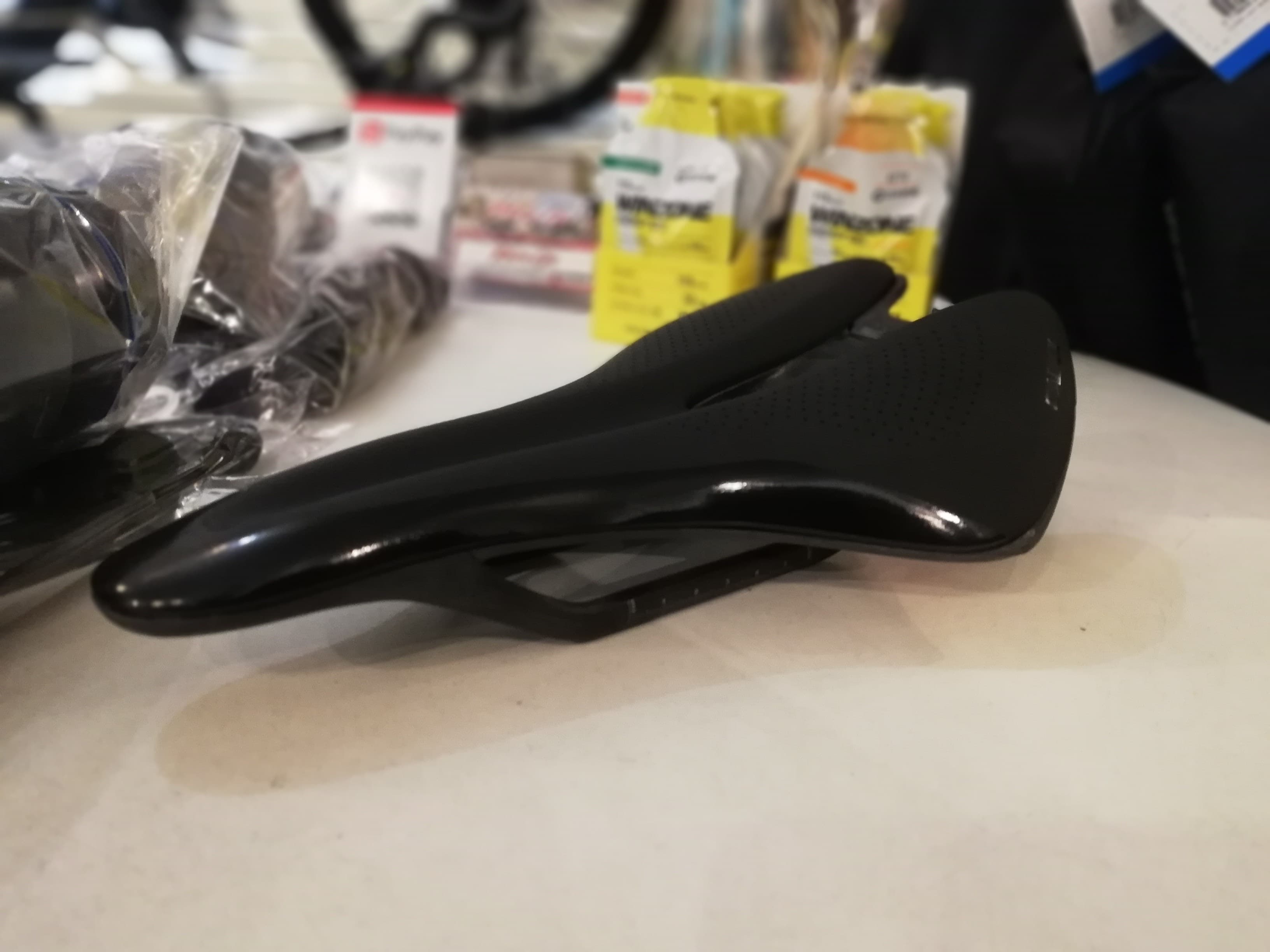 New アイテム！ どんどん入荷しております！！ CADEX Boost Saddle