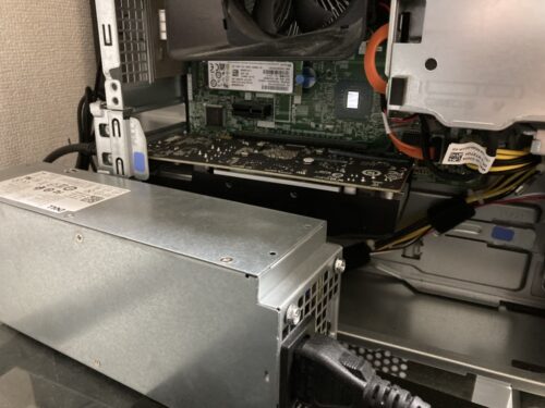 PC関連】DELL vostro 3471 にグラフィックボードは載せられるか検証
