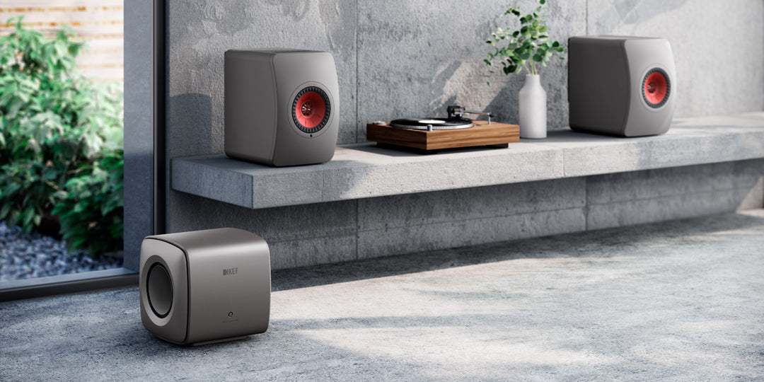 KEF KC62サブウーファーコレクションとして、 新色チタニウムグレー新