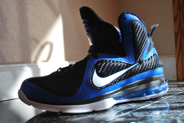 Nike LeBron 9 “Kentucky Wildcats” Drops this Saturday | NIKE