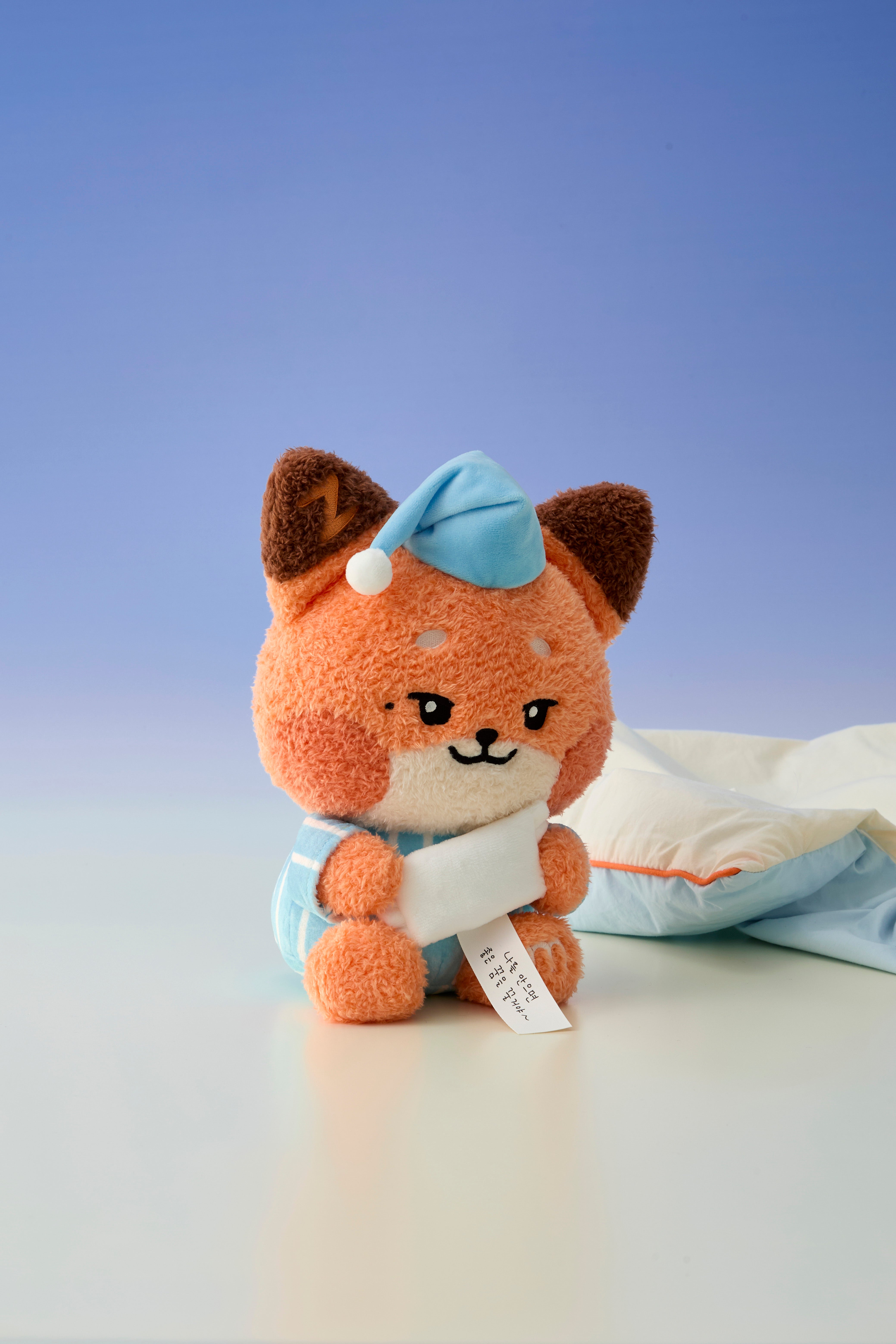 zeroni メッセージぬいぐるみ(BLUE PARADISE) thewnini – LINE FRIENDS