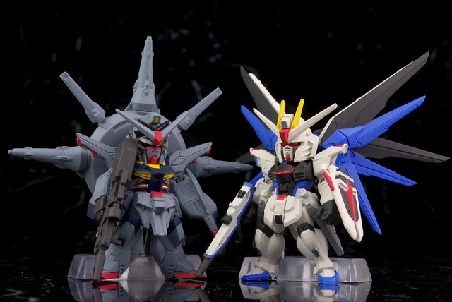 FW GUNDAM CONVERGE SP07 フリーダム&プロヴィデンス レビュー : はっ