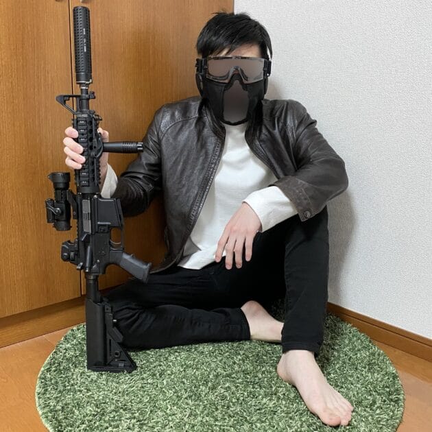 ウエスタンアームズのカーボンブラックヘビーウエイト樹脂は変色する