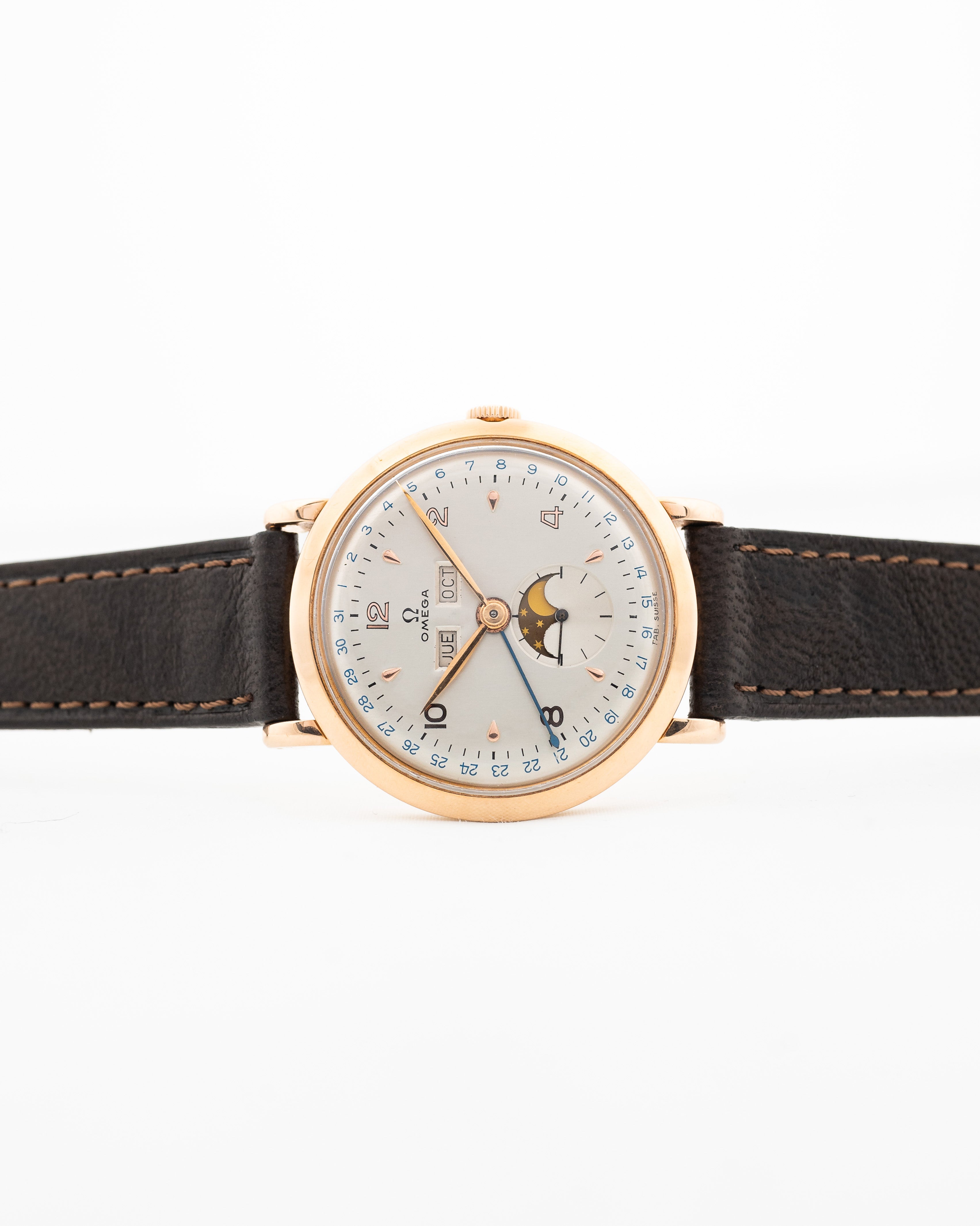 Omega Cosmic Moonphase Jumbo 18k 1947 – GOLDAMMER