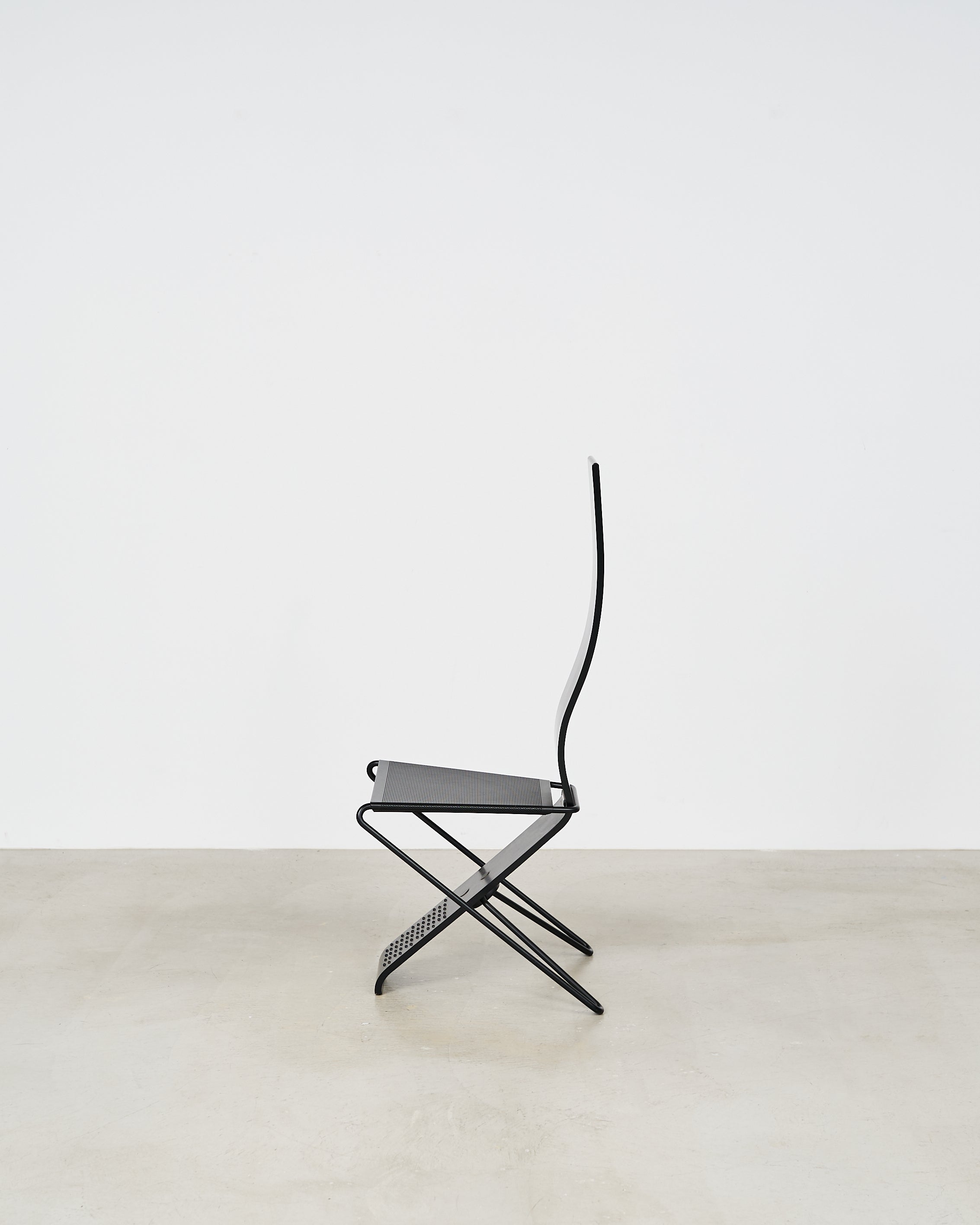 Vintage Chair by Pietro Arosio – Graphpaper