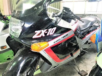 ZX-10に三段シート | 旧車バイク・カスタムバイク販売「BurstCity
