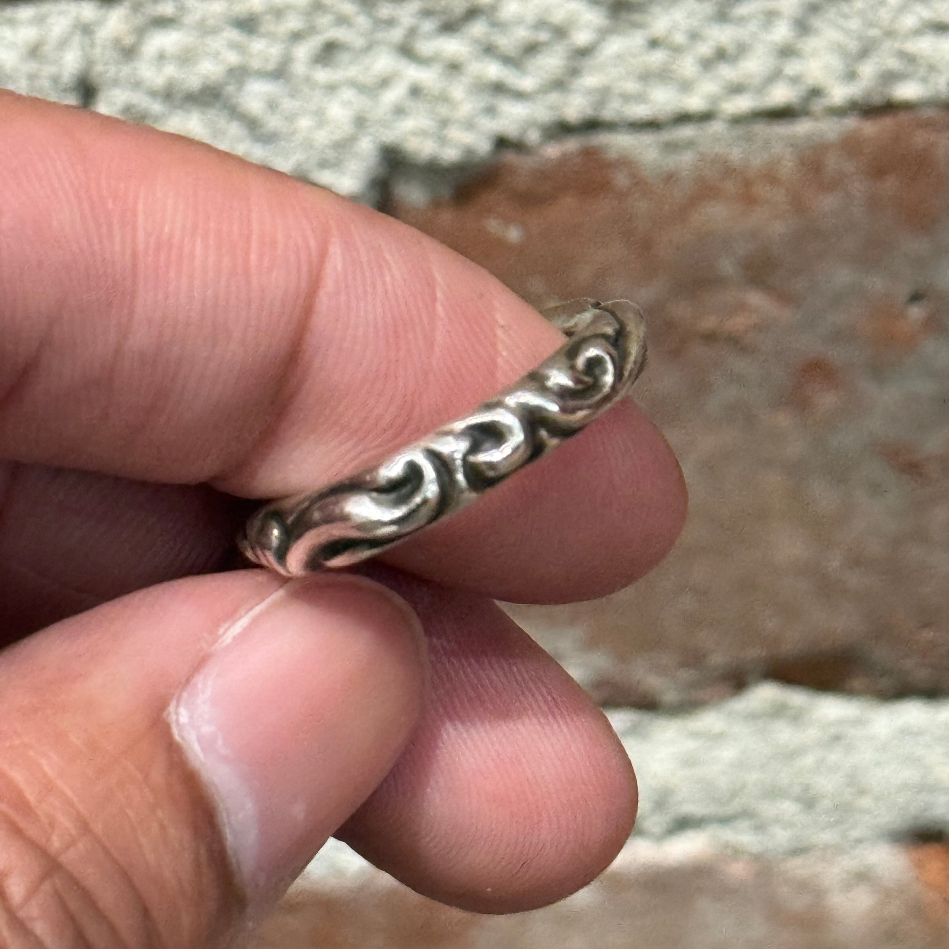 CHROME HEARTS SCROLL BAND RING SIZE 7.5 'SILVER' – Sadō Room
