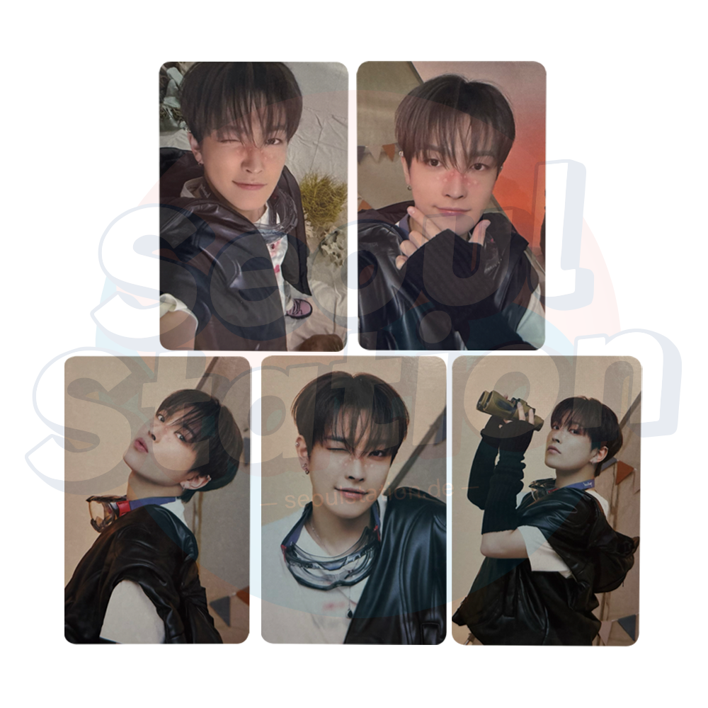 ATEEZ - ANITEEZ IN TREASURE - Trading Card - HONGJOONG