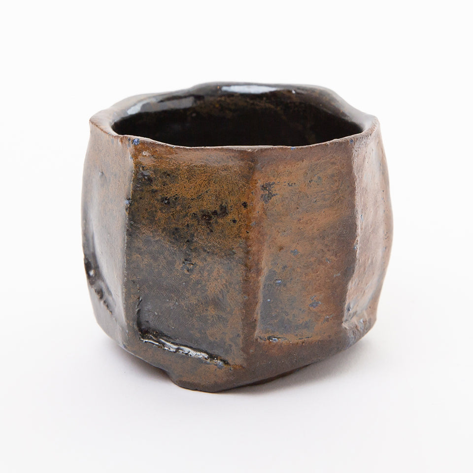 高原卓史 黒備前ぐい呑 [74]｜Discover Japan 公式オンラインショップ