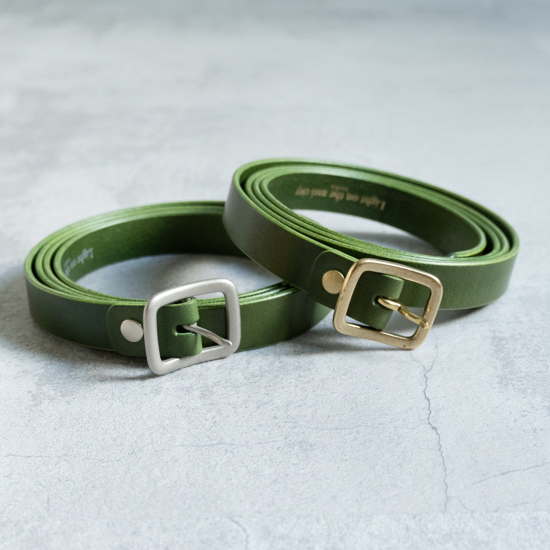 NARROW LEATHER BELT - GREEN - – TENG STORE OSAKA