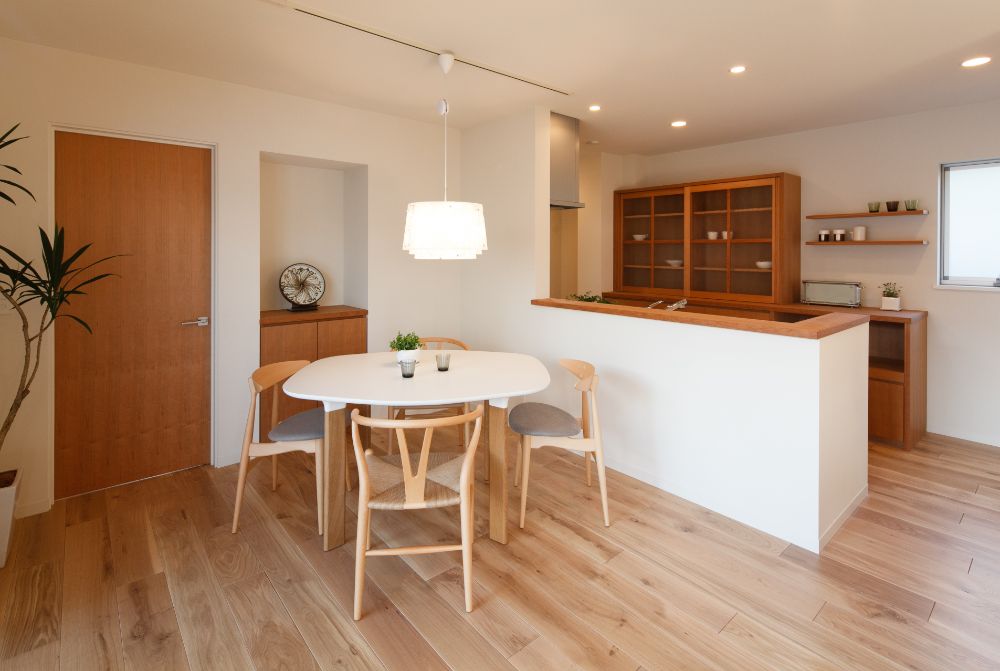 アナログテーブルの魅力とは？革新的なデザインの特徴や導入例を紹介