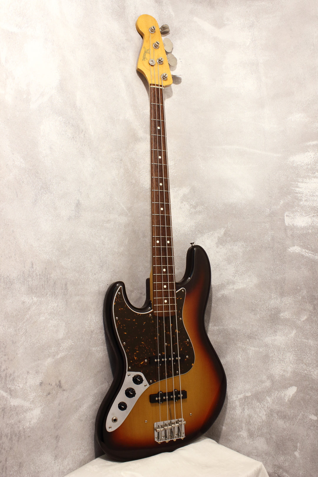 Fender Japan Left Handed '62 Reissue Jazz Bass JB62-LH Sunburst