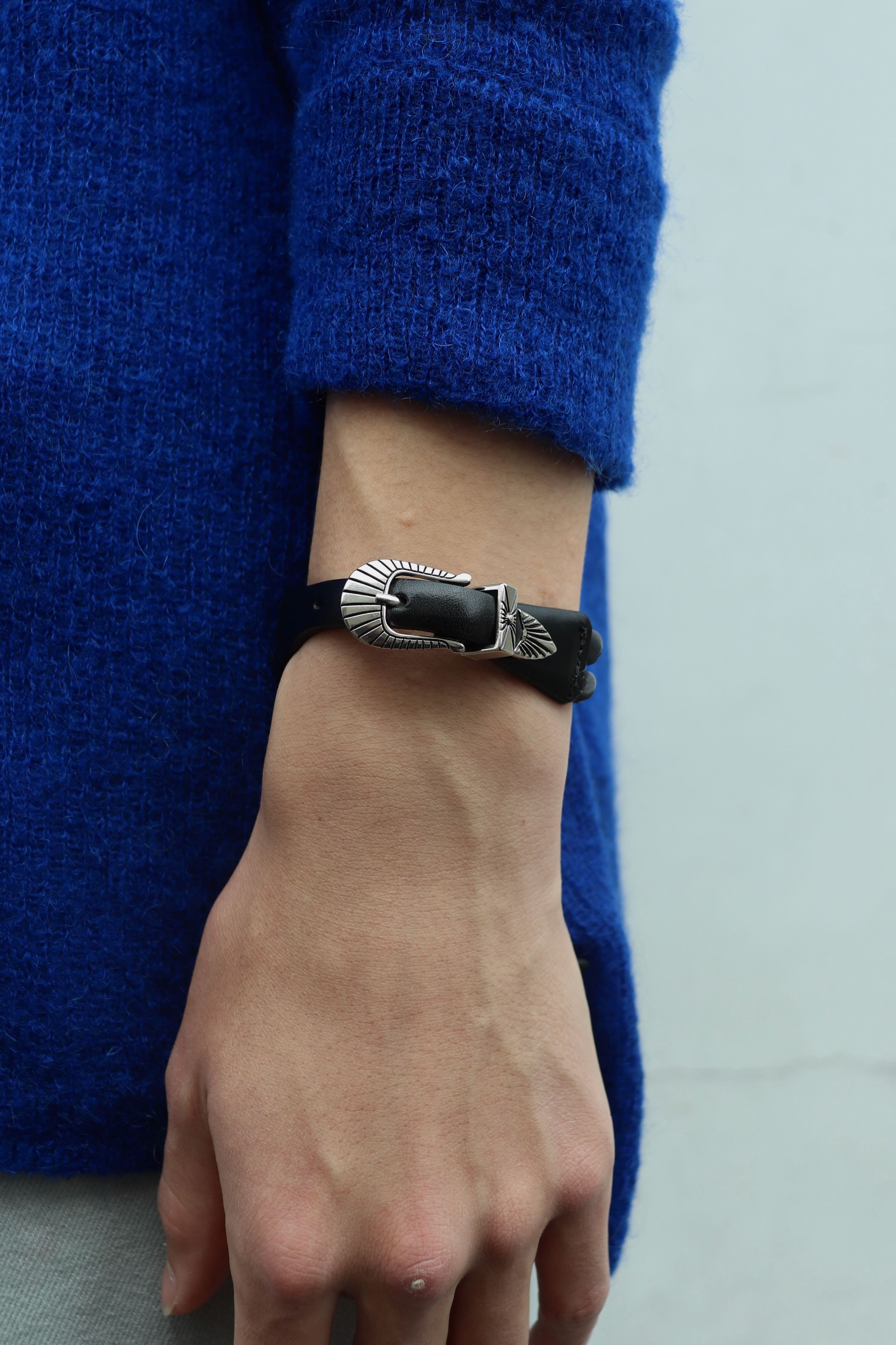 TOGA VIRILIS(トーガ ビリリース)のBeads bangle BLACKの通販｜PALETTE