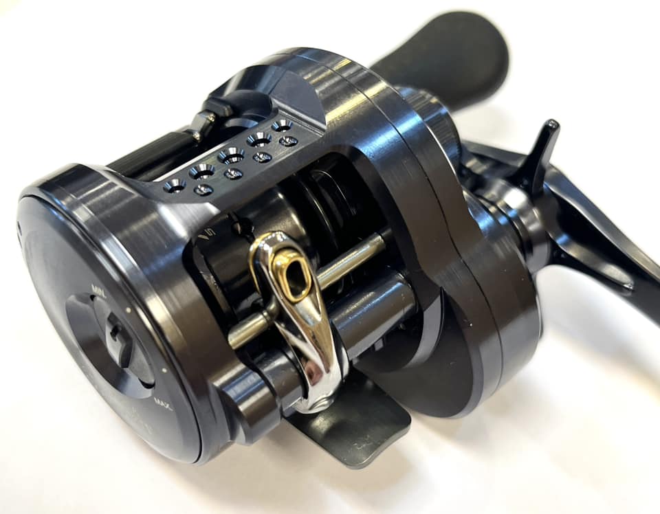 NEW REEL SHIMANO 24 CALCUTTA CONQUEST SHALLOW EDITION 31 HG