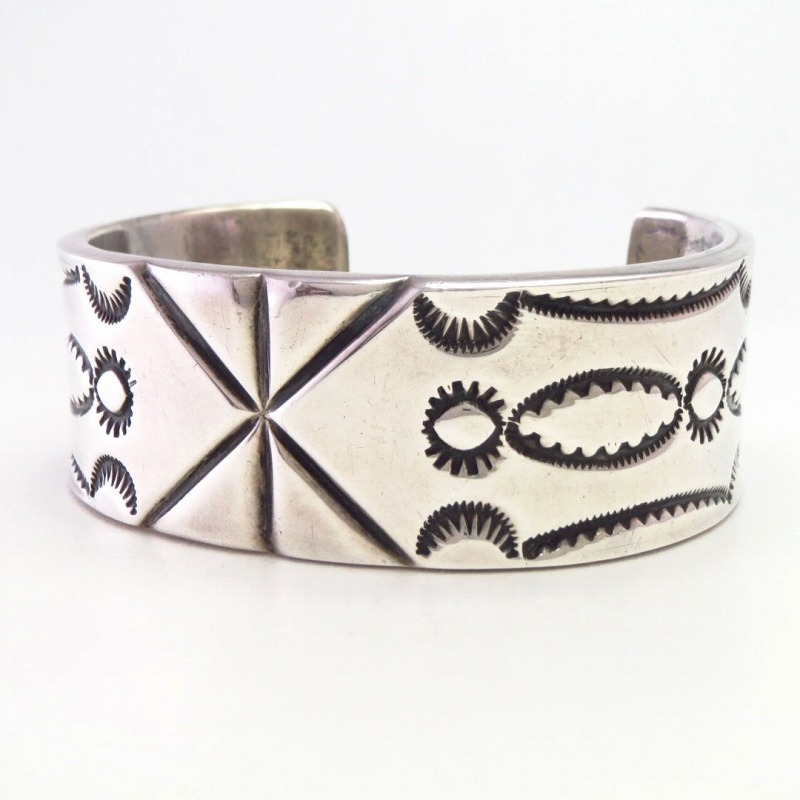 INDIAN JEWELRY LEATHER ARTS&CRAFTS Tah'bah TRADERS / 【Jack Adakai