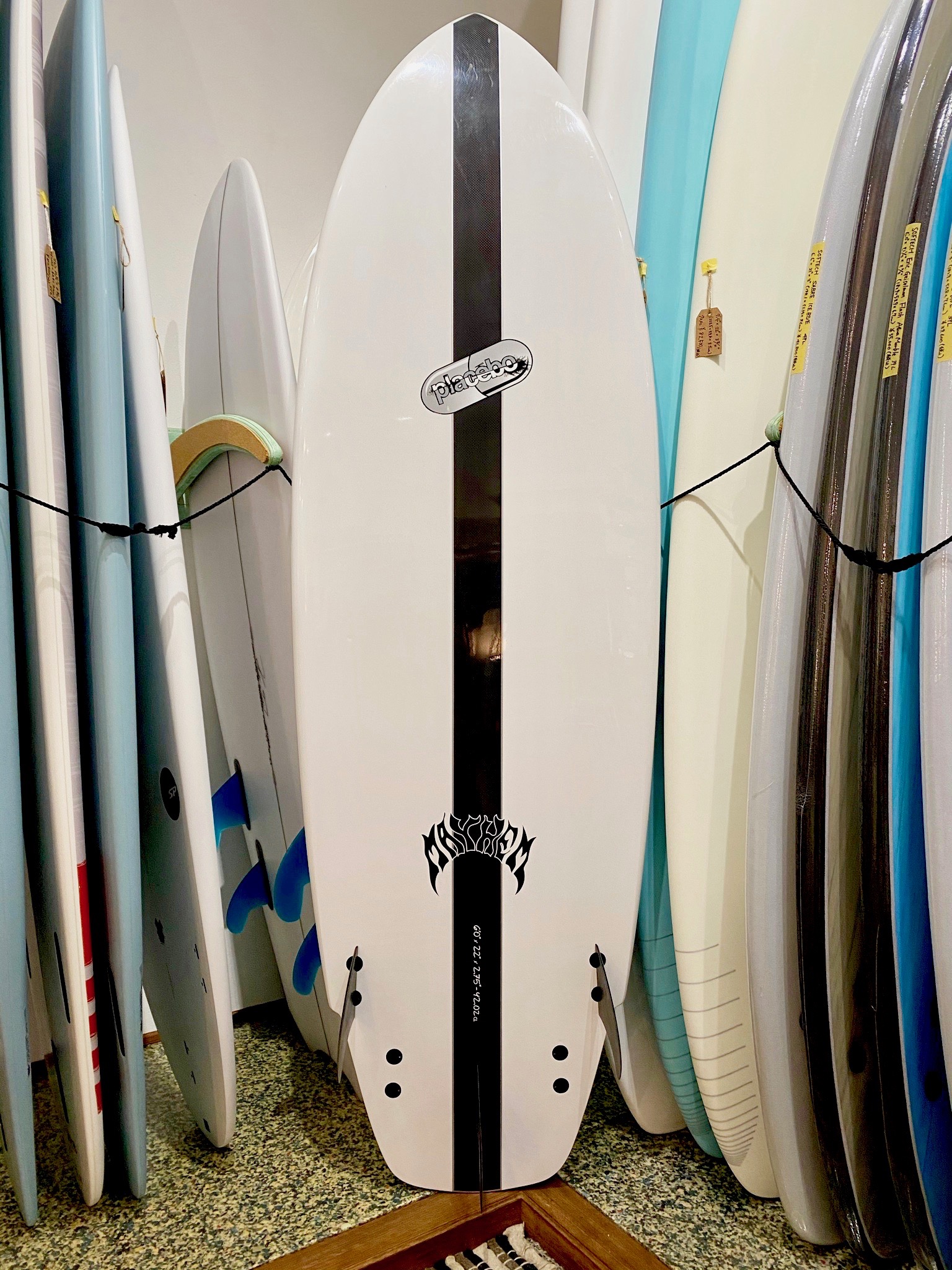 USED SURF BOARDS (PLACEBO LAYZ ORCA 6.0 )|沖縄サーフィンショップ