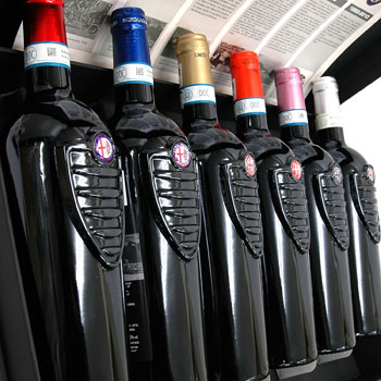 Alfa Romeo 100周年記念ワイン6本セット : イタリア自動車雑貨店