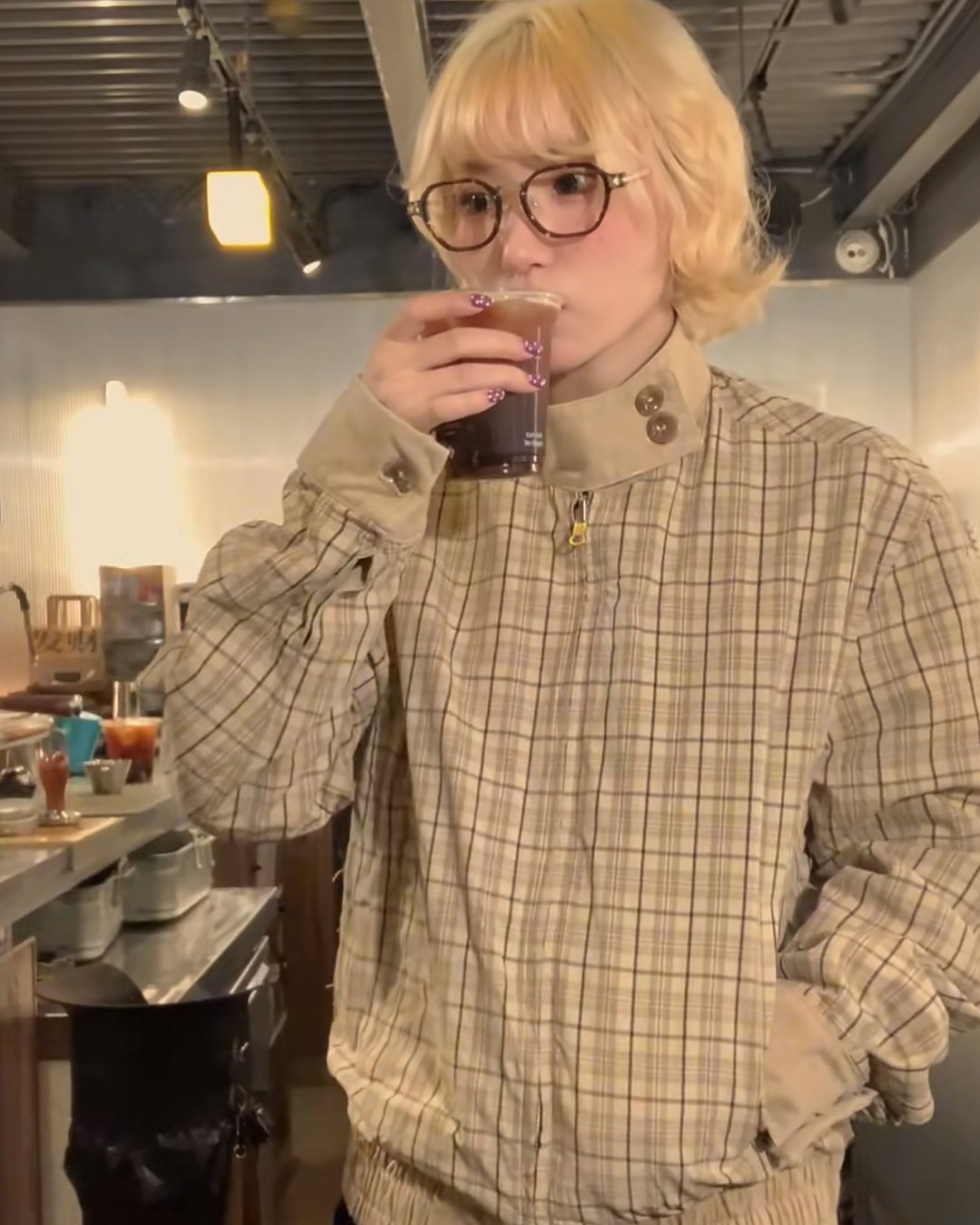 短丈リバーシブルハイネックジャケット B0053 – phabet