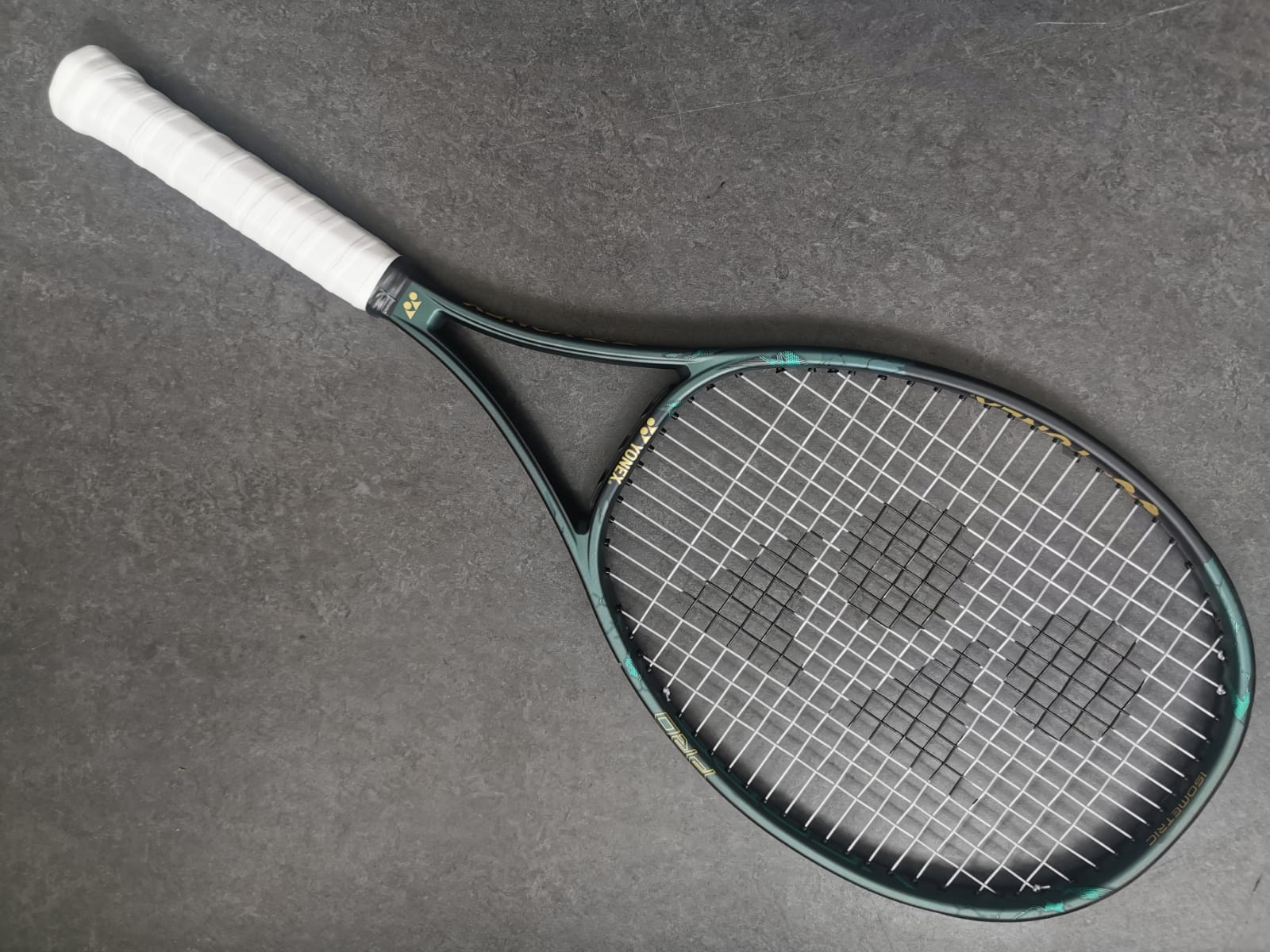 Yonex Pro Stock VCORE Pro 100 – ProStockTennis