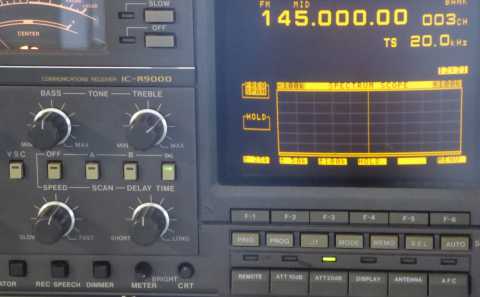 ICOM IC-R9000