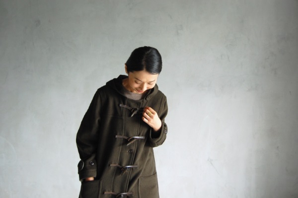 HAND ROOM WOMEN'S」のダッフルコートのコーデ | Daja