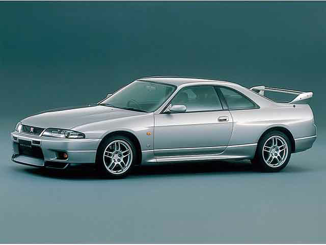 日産 スカイラインGT-R 2.8 ニスモ400R 4WD 5MT (1997年02月～1998年12