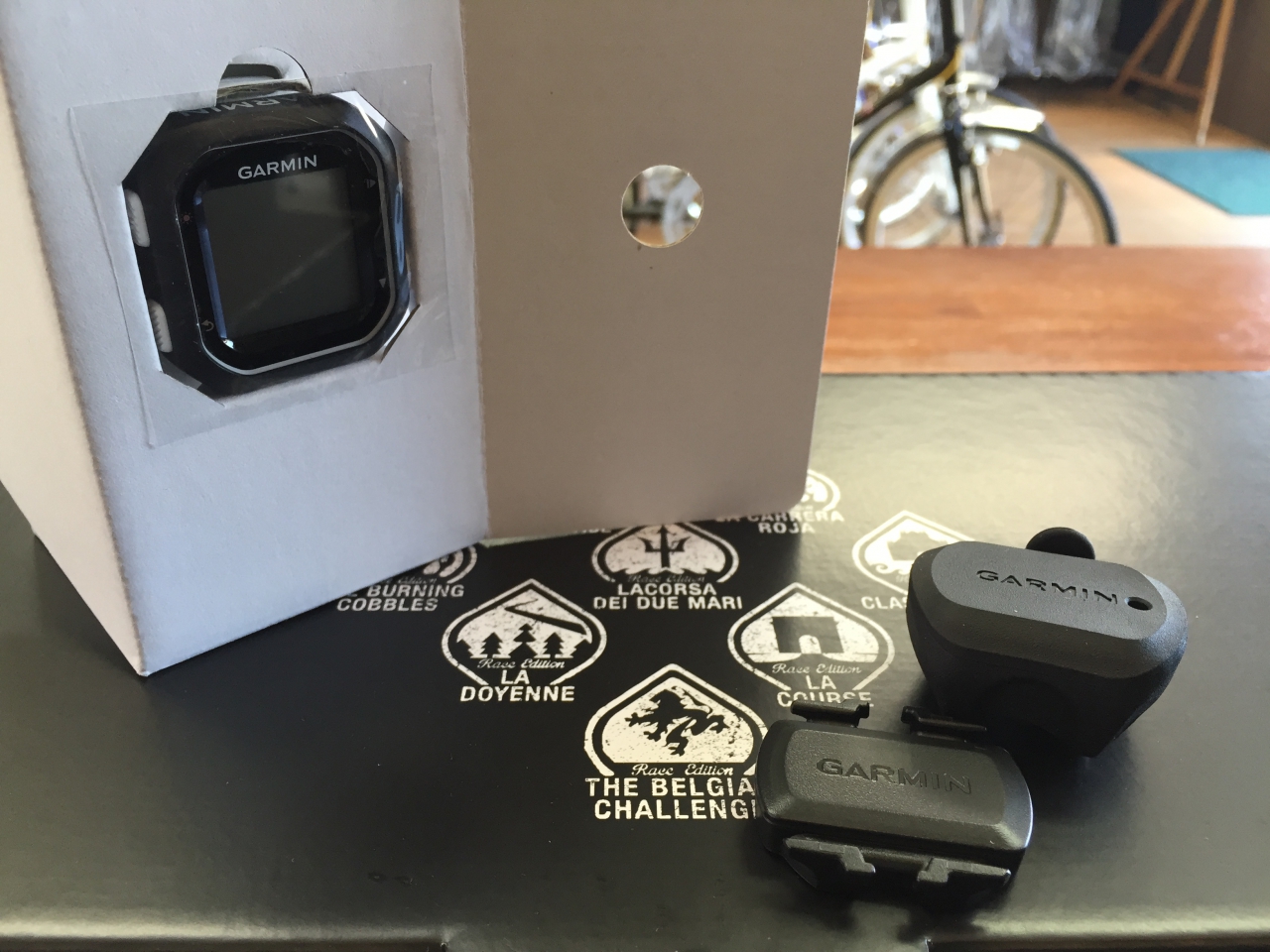 小型サイクルコンピュータ・GARMIN EDGE25Jシンプルなサイコンです