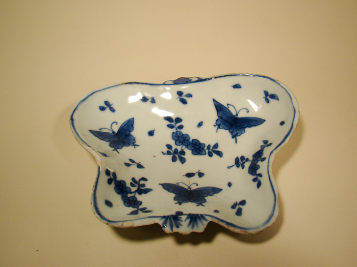 古童 - 古染付 蝶形花文 向付 | 古美術品専門サイト fufufufu.com