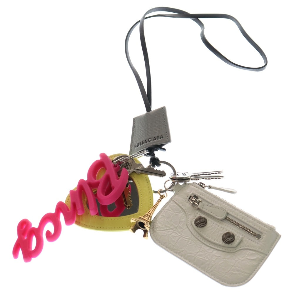 BALENCIAGA(バレンシアガ) Aki チャーム ルカゴール ロゴキーホルダー