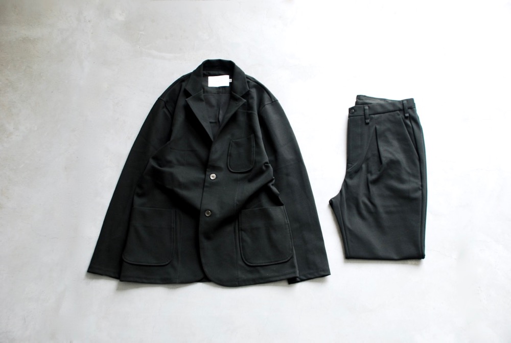 CURLYの最新作セットアップやおすすめアイテムをご紹介します。〜CURLY