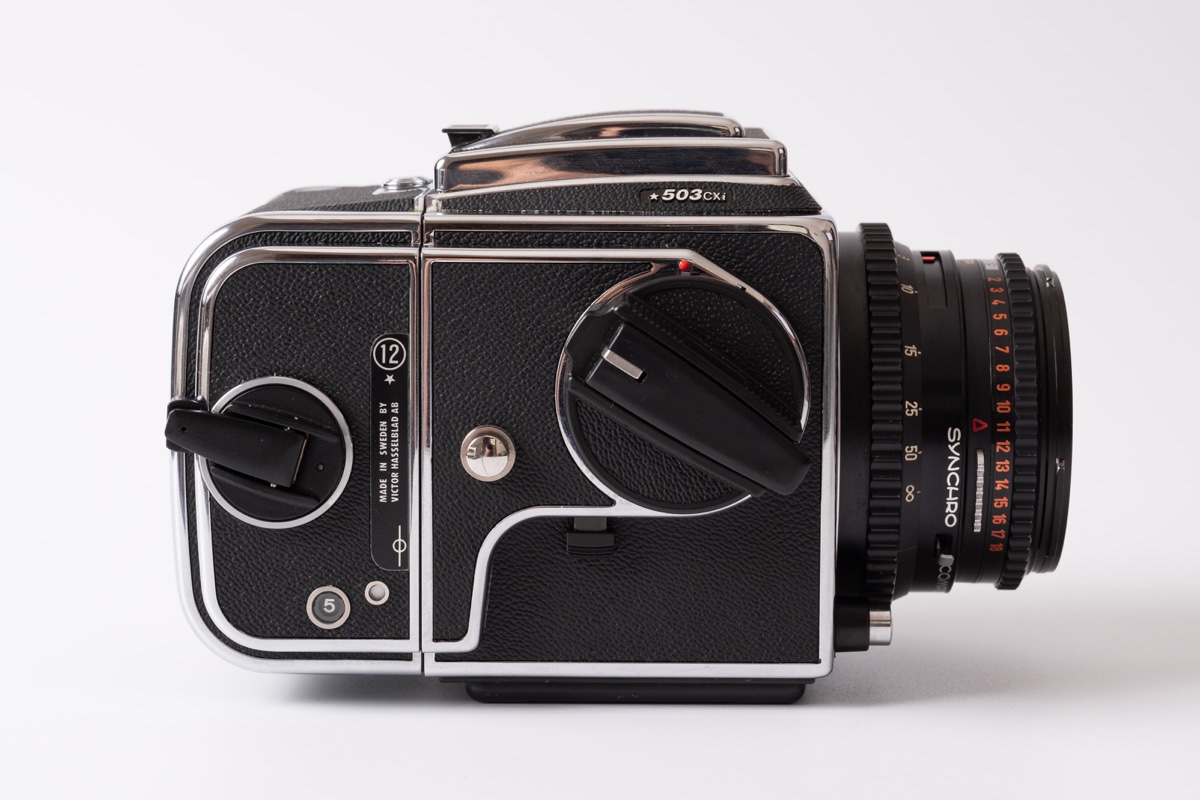 中判フィルムカメラ「Hasselblad 503CXi」を購入しました。