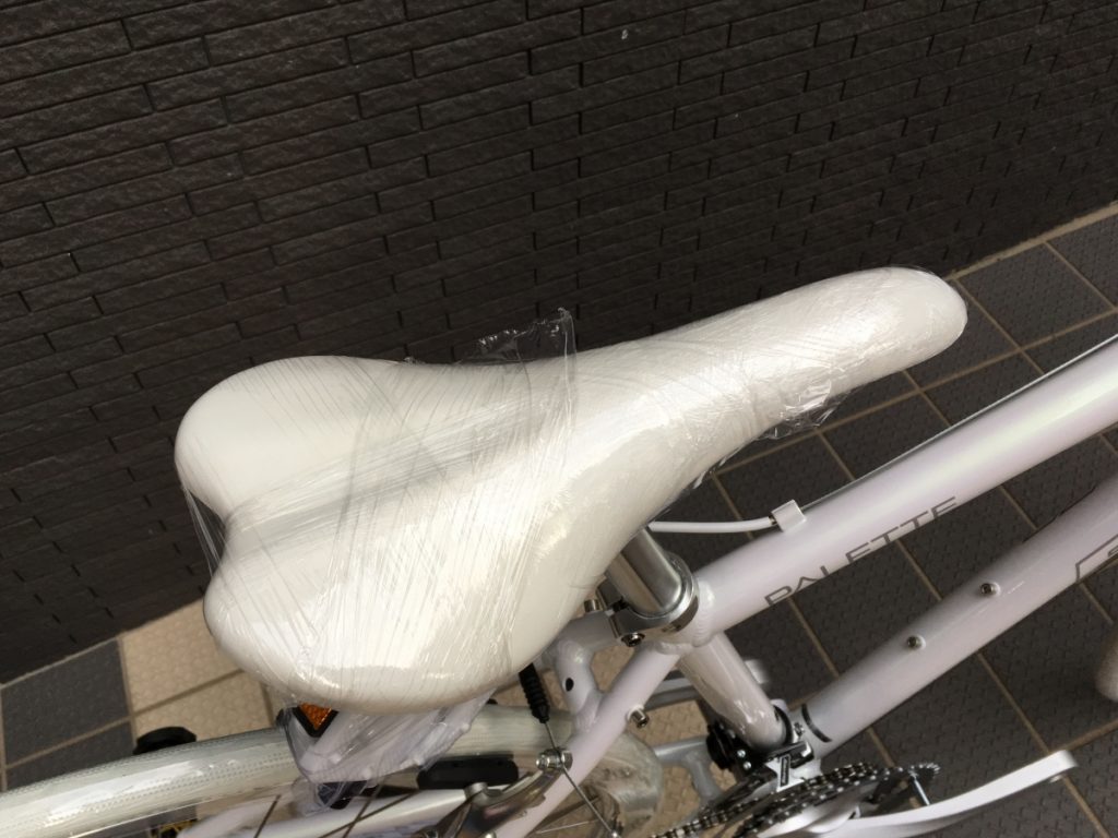 真っ白と言えば！！】FUJIの大人気クロスバイク入荷！【PALETTE