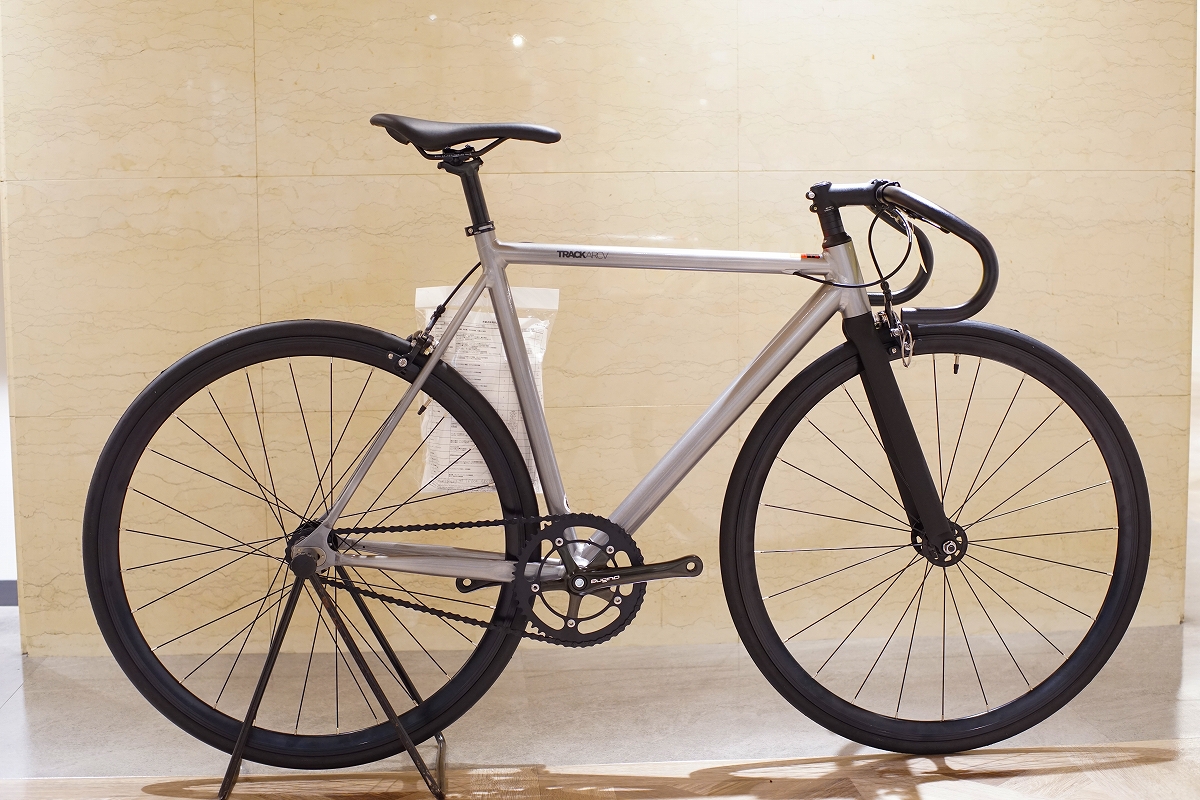 FUJI】軽いシングルスピードならこれ！ TRACK ARCV | 新宿で自転車をお