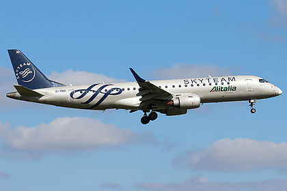 EI-RND Alitalia Cityliner Embraer ERJ-190 | Planespotters.net