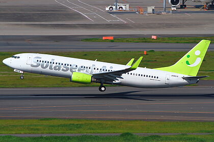 JA801X Solaseed Air Boeing 737-800 | Planespotters.net