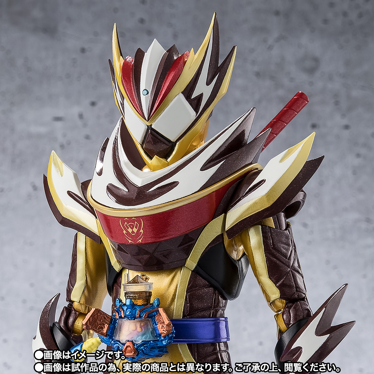 S.H.Figuarts 仮面ライダーヴァレン フラッペカスタム＆「サクッ」と