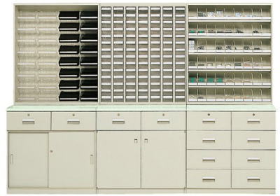 コクヨの医療施設用家具料 UFXシリーズ 薬品棚 散薬棚 錠剤棚 アンプル