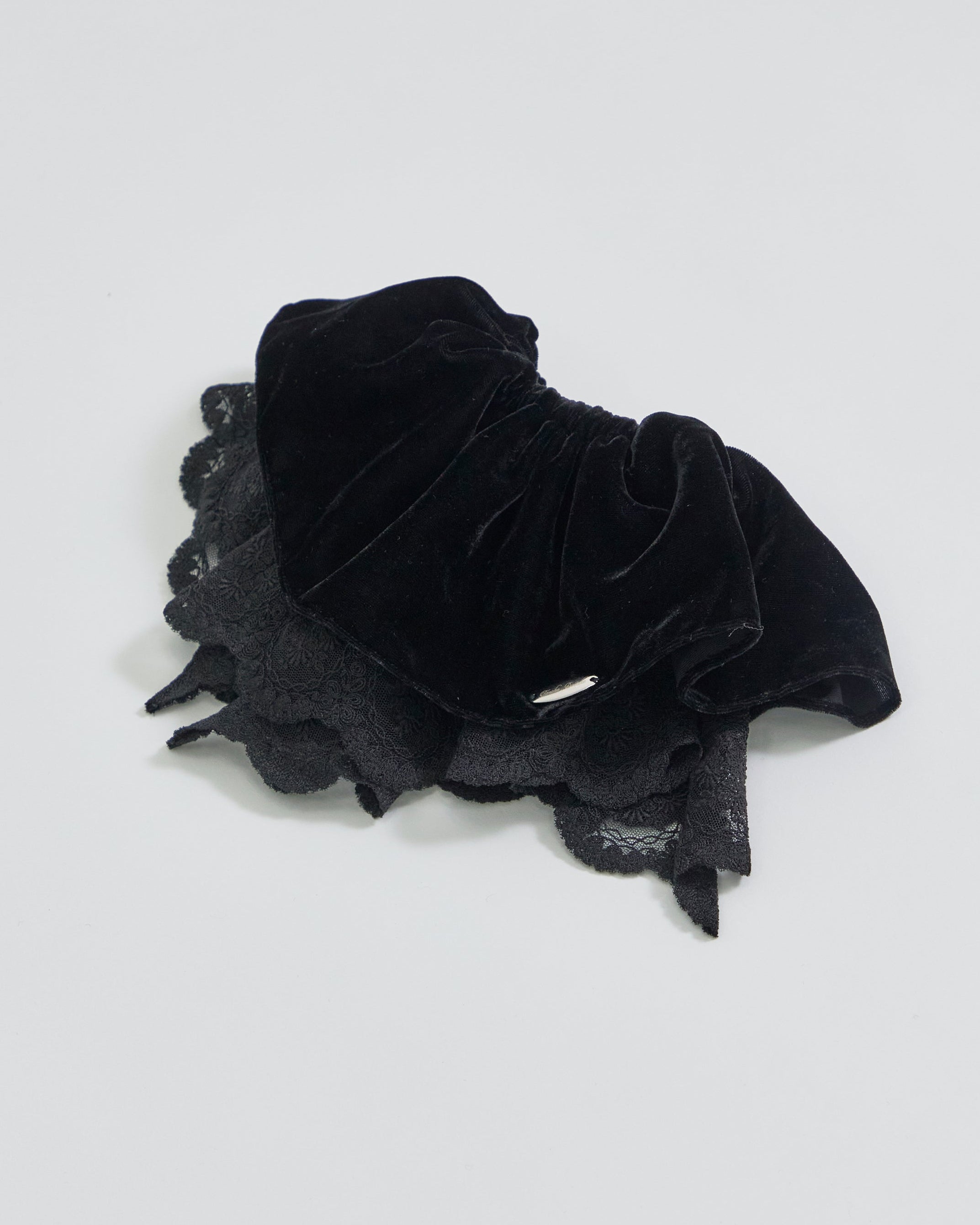 velour lace chou chou Black × Black – tanakadaisuke