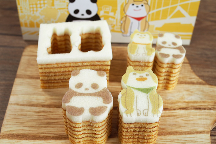 渋谷『カタヌキヤ』で型抜きしながら食べるパンダバウム買って食べて