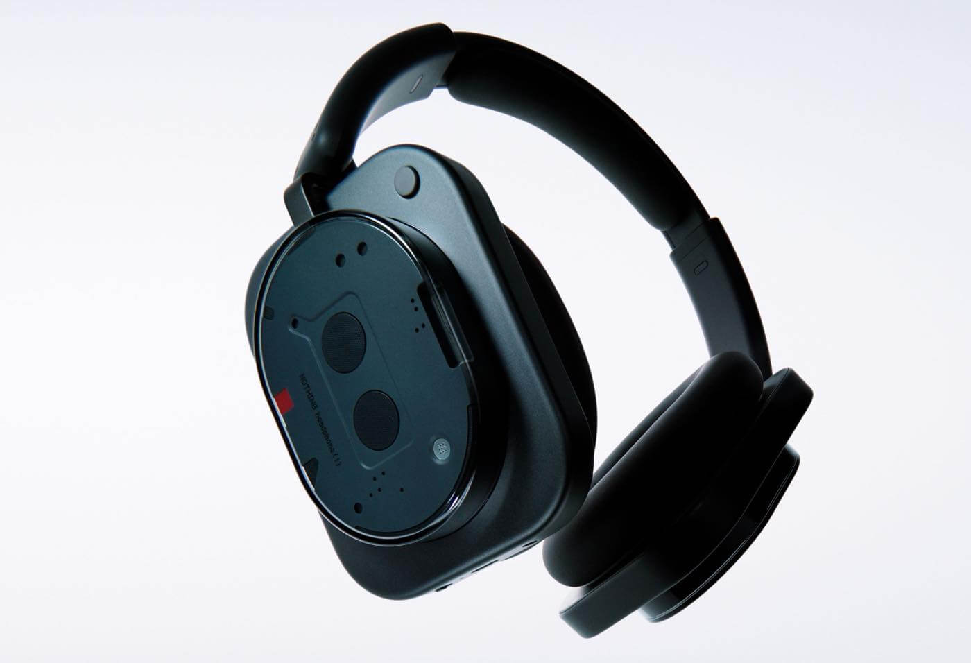 Nothing、同社初のワイヤレスヘッドホン｢Nothing headphone (1)｣を正式